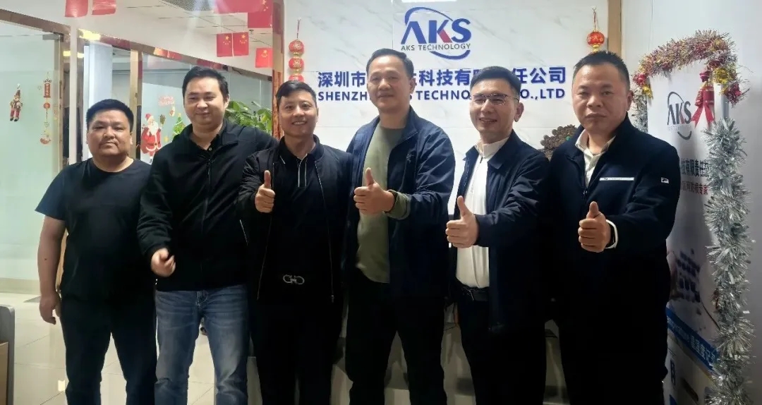 校友会新闻 | 走进艾克生科技